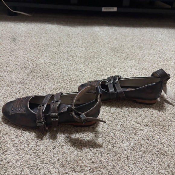 NEW FREEBIRD SHOES, BENTLEY, SIZE 6-BROWN - Picture 4 of 5